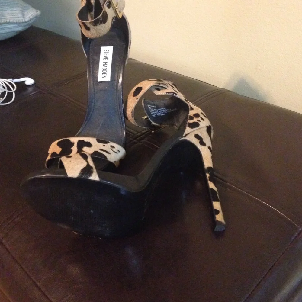 Animal print heels - Picture 2 of 8